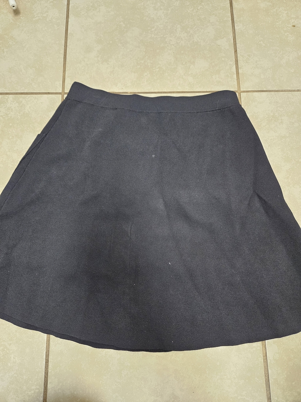 Sandro Black Ribbed Ruffle Skirt - Picture 7 of 7